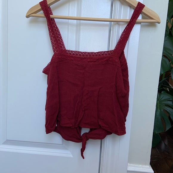 Subdued cropped red tank top (size S) - Picture 2 of 5